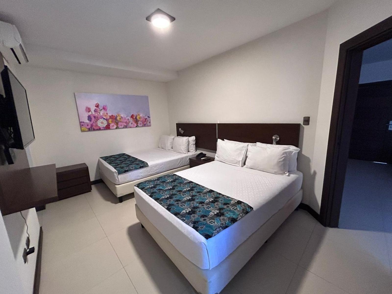 Mai Suites Apart Hotel Santa Cruz de La Sierra Buitenkant foto