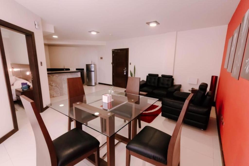 Mai Suites Apart Hotel Santa Cruz de La Sierra Buitenkant foto