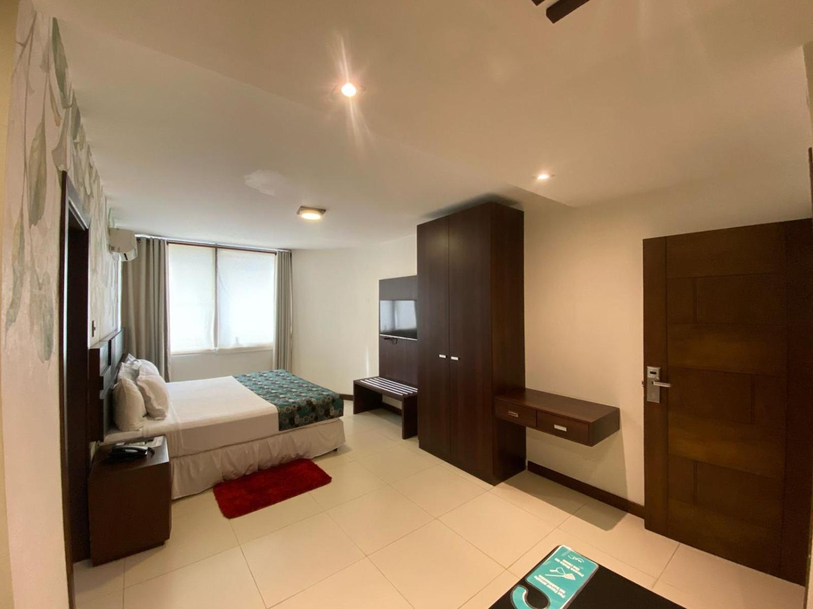 Mai Suites Apart Hotel Santa Cruz de La Sierra Buitenkant foto