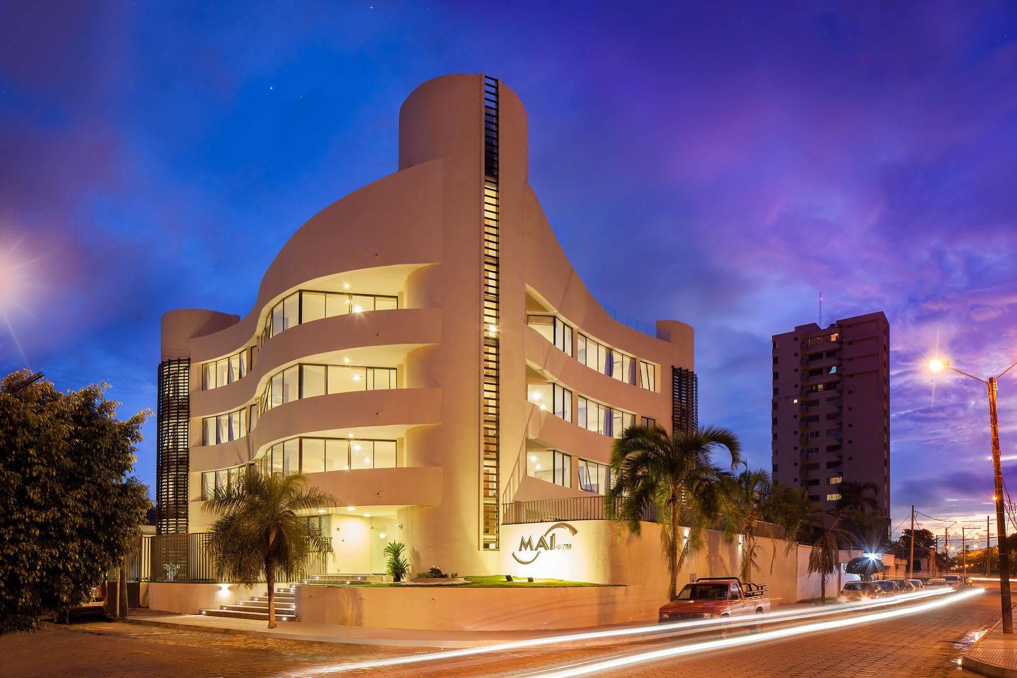 Mai Suites Apart Hotel Santa Cruz de La Sierra Buitenkant foto