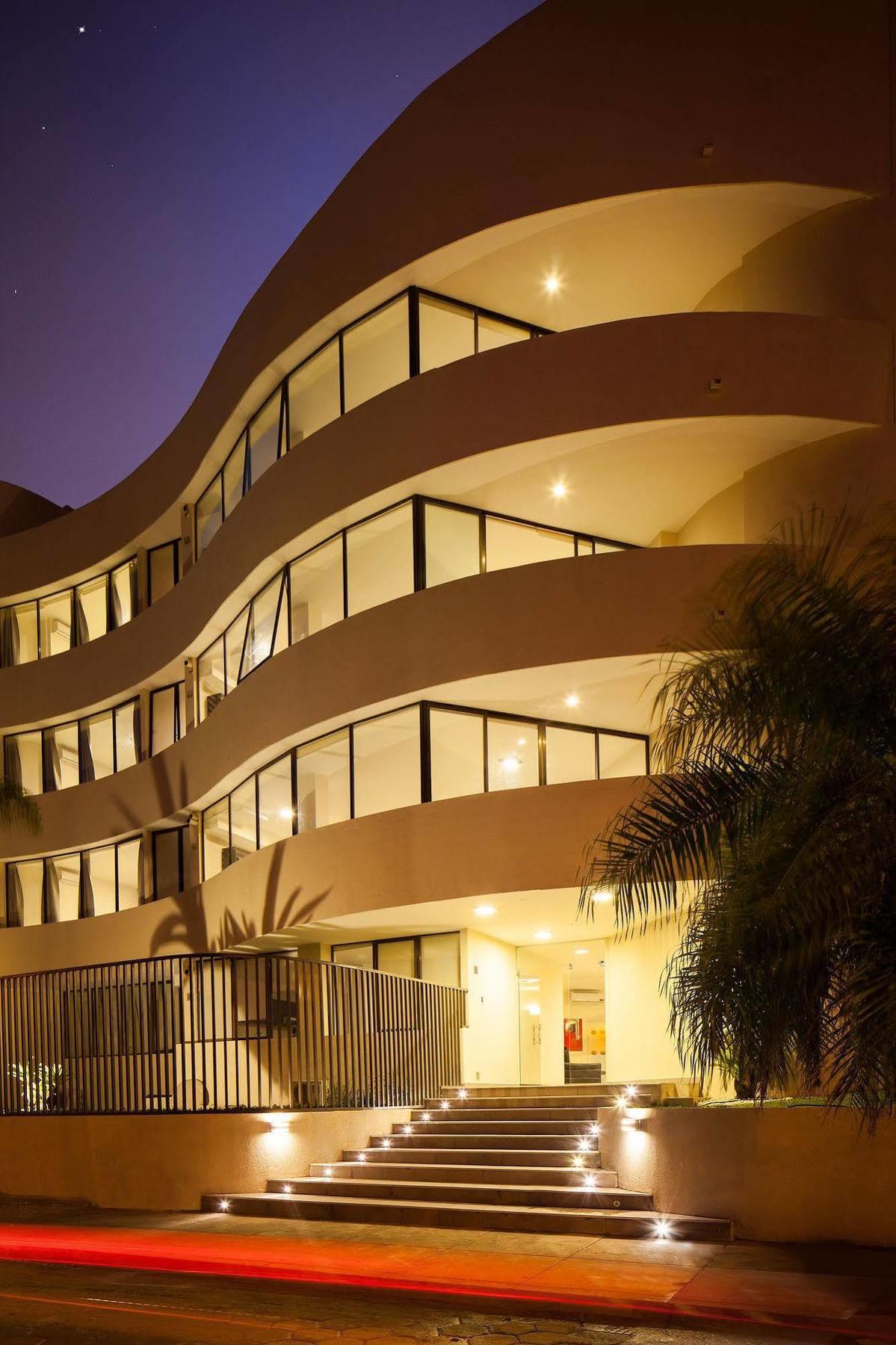 Mai Suites Apart Hotel Santa Cruz de La Sierra Buitenkant foto