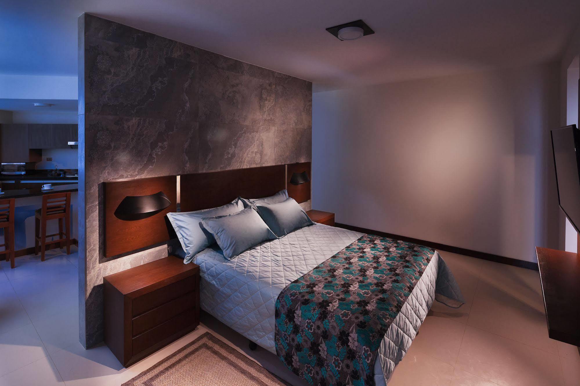 Mai Suites Apart Hotel Santa Cruz de La Sierra Buitenkant foto