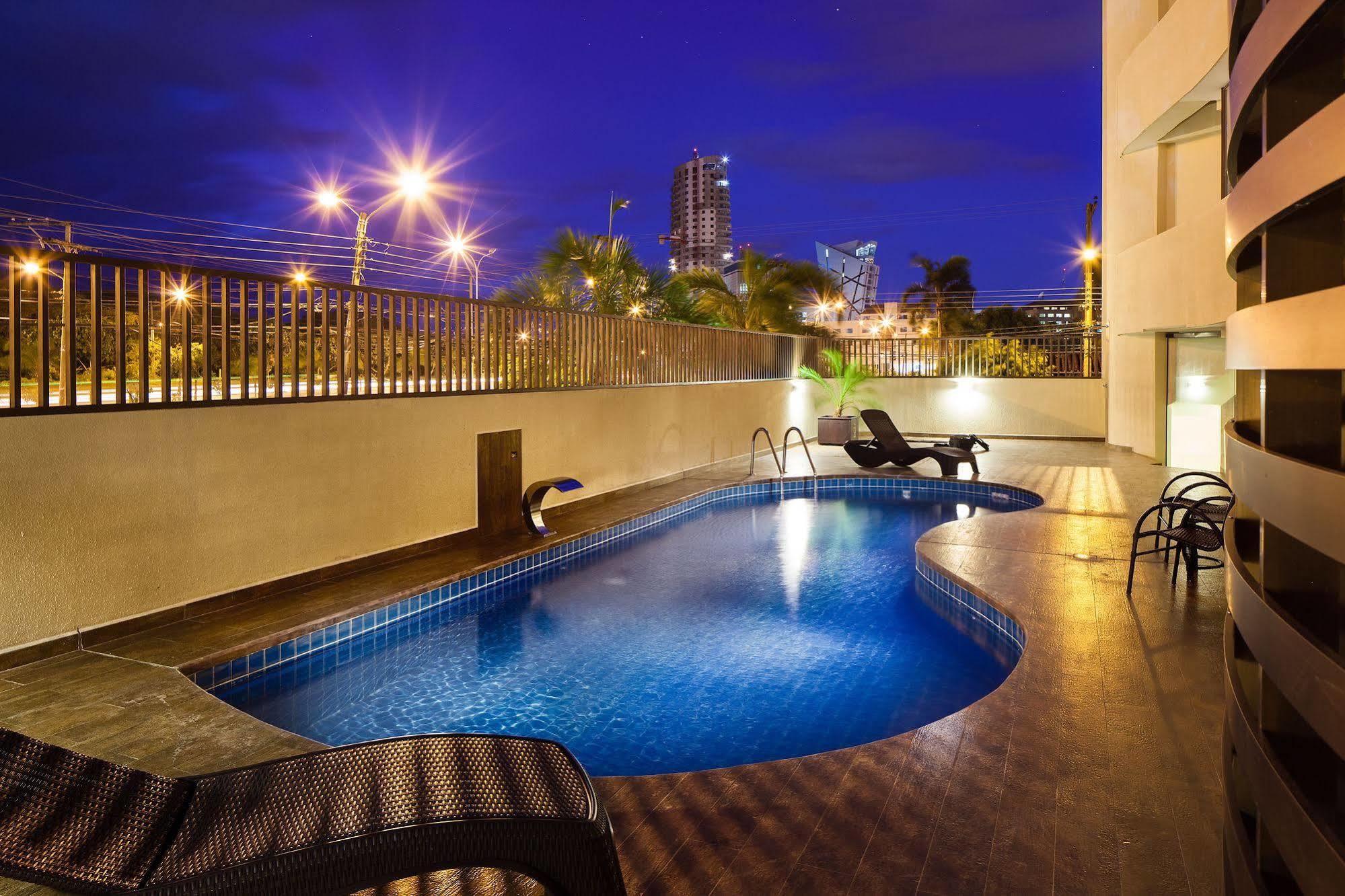 Mai Suites Apart Hotel Santa Cruz de La Sierra Buitenkant foto